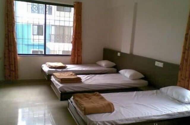 Hotel Sharanabasaveshwara, Hampi 1